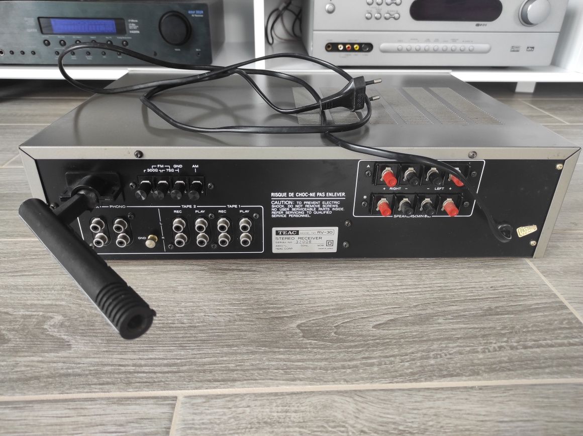 1982r. TEAC RV-30 Vintage Japan Amplituner fajny stan.