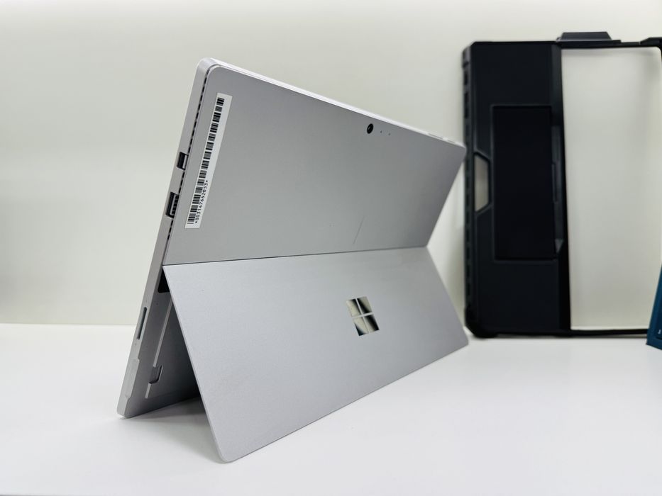 Ультрабук-планшет Microsoft Surface Pro 4 1724 | TOUCHScreen | Core i5