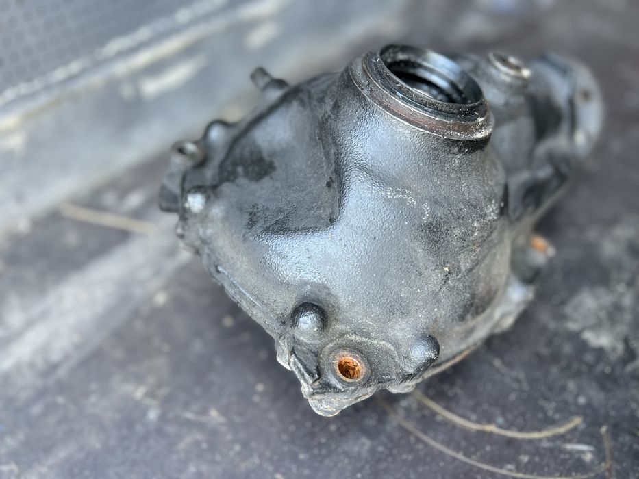 Передній Редуктор БМВ Е46 М54 2.5xi 3.23 Передний Редуктор Е83 3.0sd