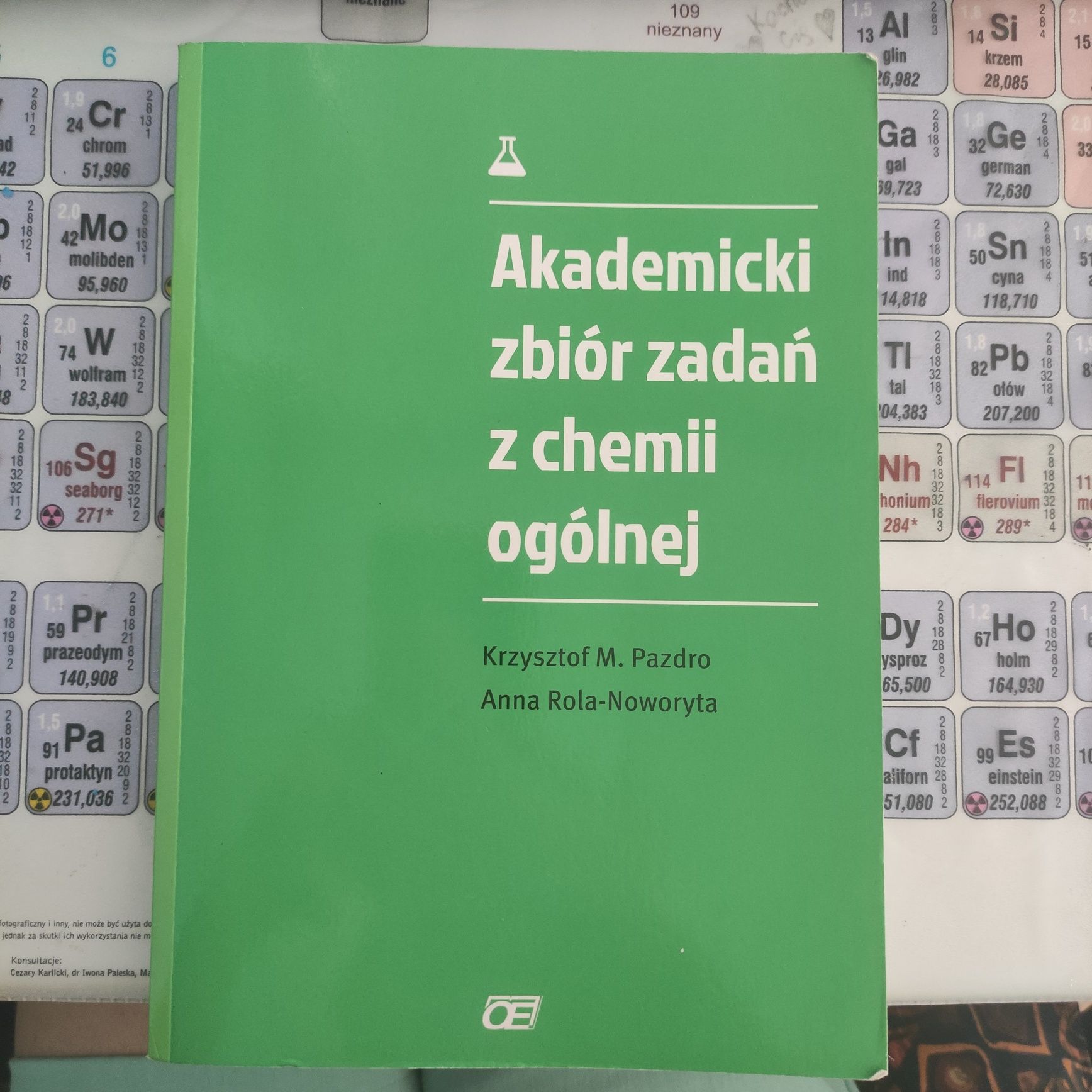 Akademicki zbiór zadań z chemii ogólnej K.M.Pazdro