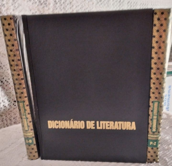Atualização Dicionário Literatura Jacinto Prado Coelho- 3 livros novos