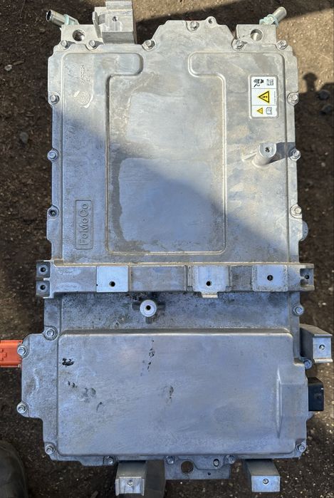 Інвертор | блок зарядки mustang mach-e