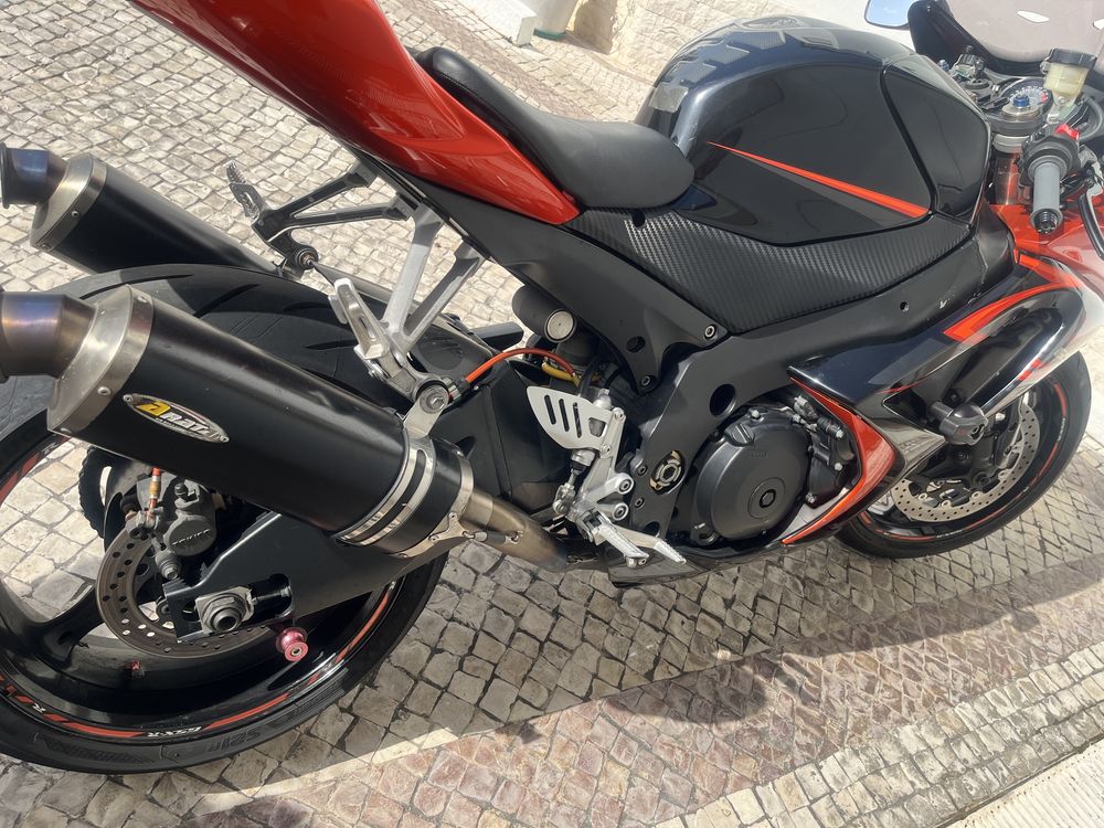 Suzuki GSXR 1000 K7 muitos exrras
