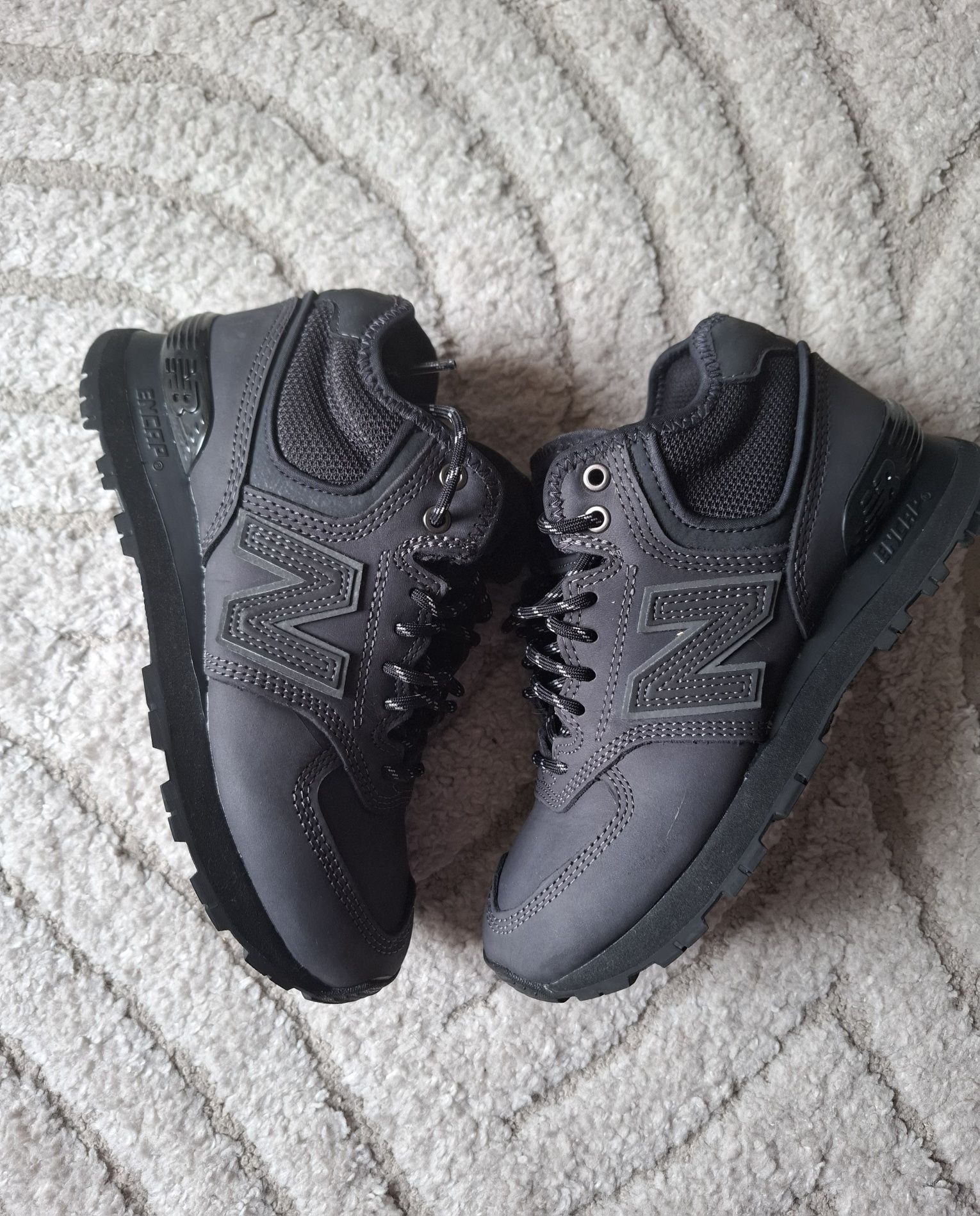 Buty sneakersy wysokie damskie New Balance
