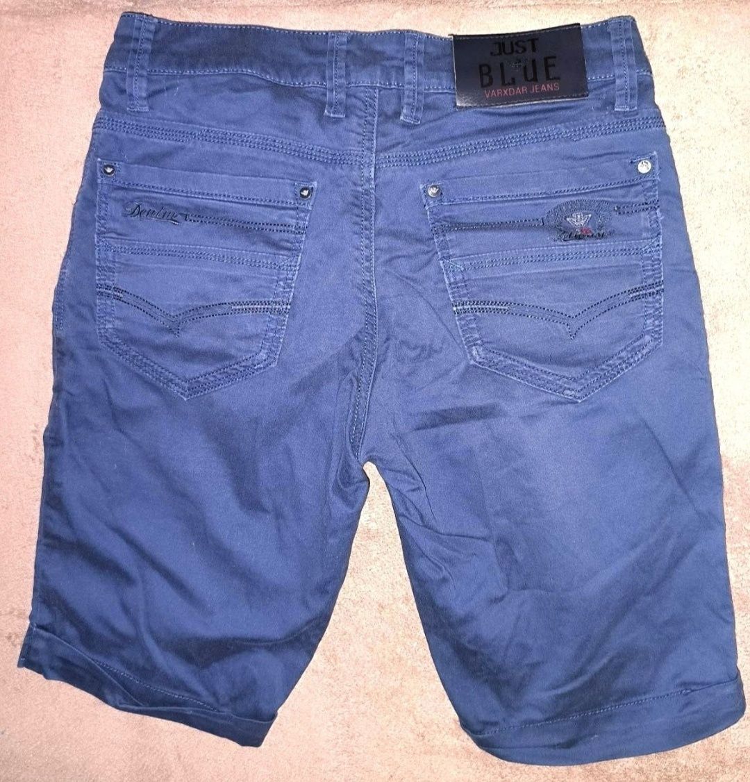 Продам мужские джинсовые шорты, размер 28.