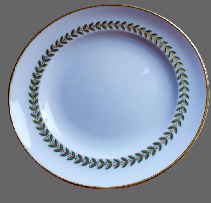 Prato de sobremesa Vista Alegre modelo Maria