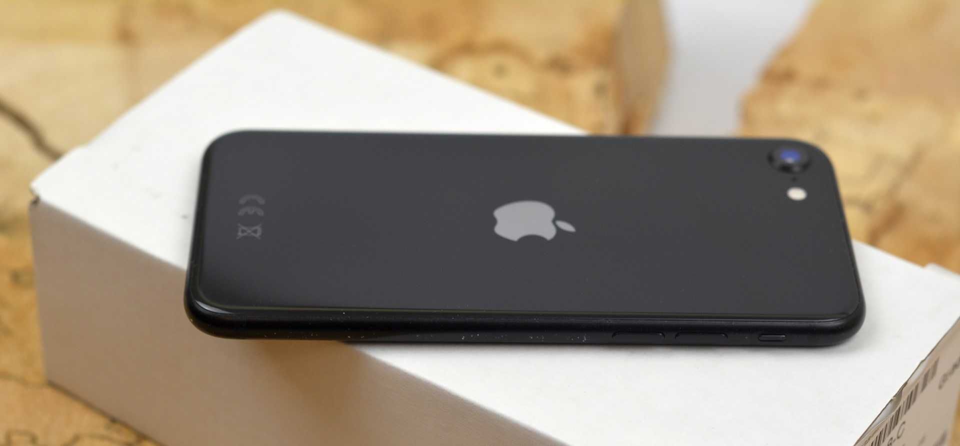 Smartfon Apple iPhone SE (2020) 3 GB 128 GB 4G