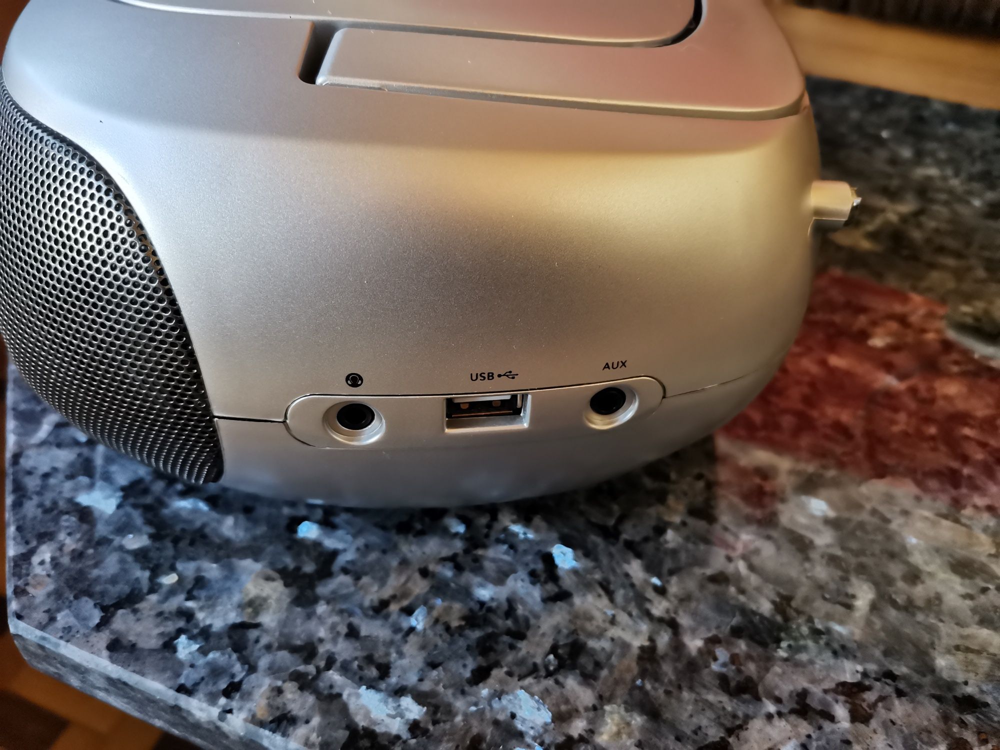 Super Radio DURABASE DAB +