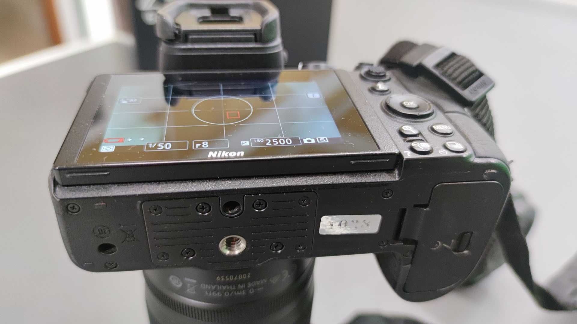 Nikon Z6 Kit z obiektywem Nikkor 24-70 f4 adapter FTZ z dodatk baterią