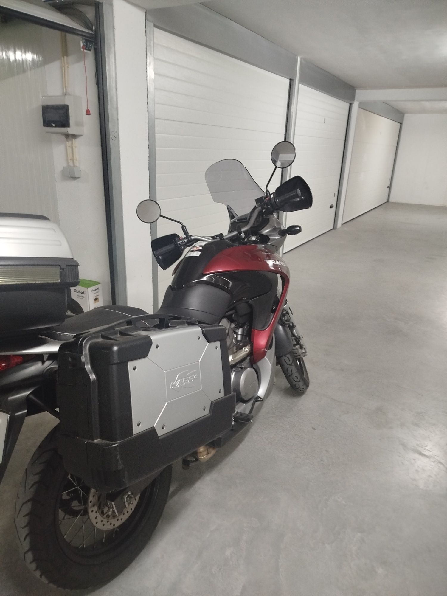 Honda Transalp 2009