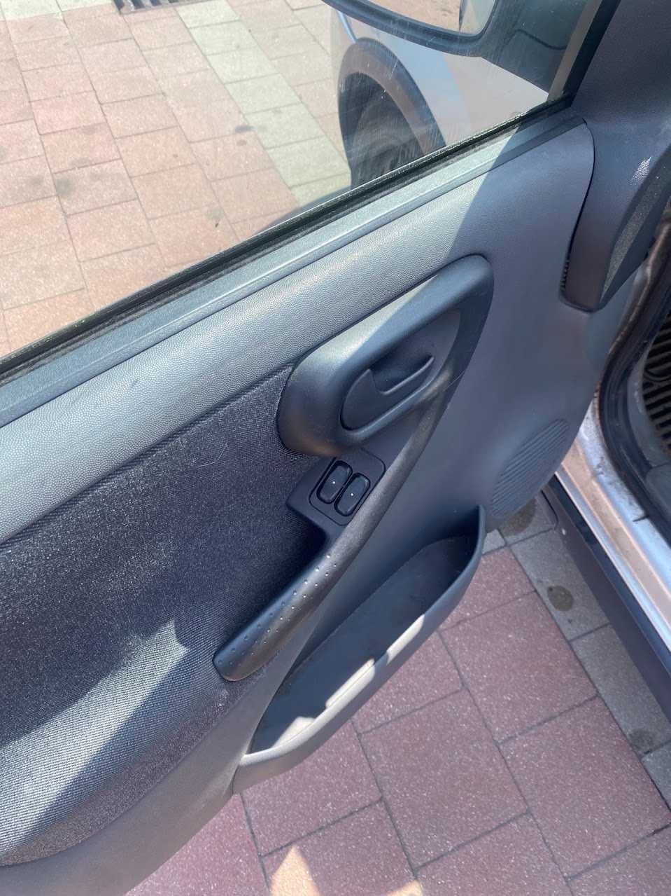 Opel Corsa 2001 1.2 automat gaz , OC na rok
