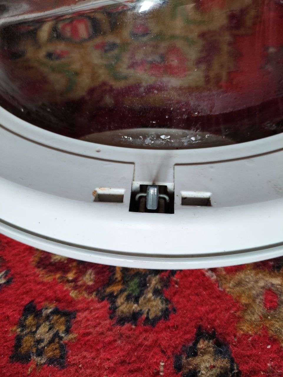 Запчасти на стиральную машинку Indesit wisl 85x