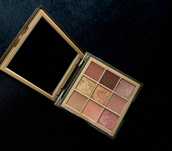 Paletka cieni Huda Beauty Light Nude Obsessions