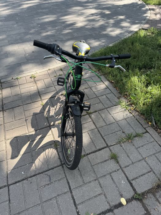 Дитячий велосипед.