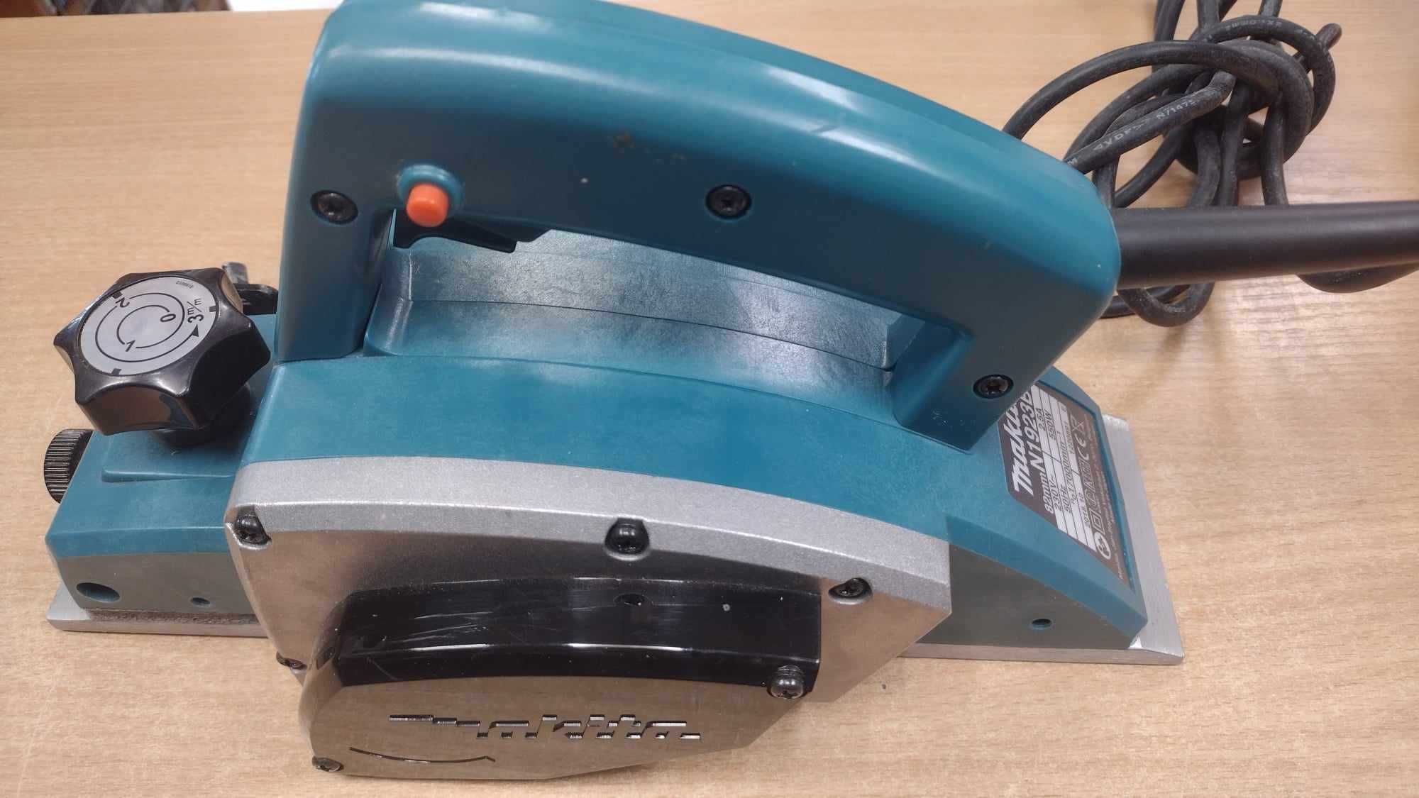 MAKITA N1923B Strug do drewna 550W komis madej debica