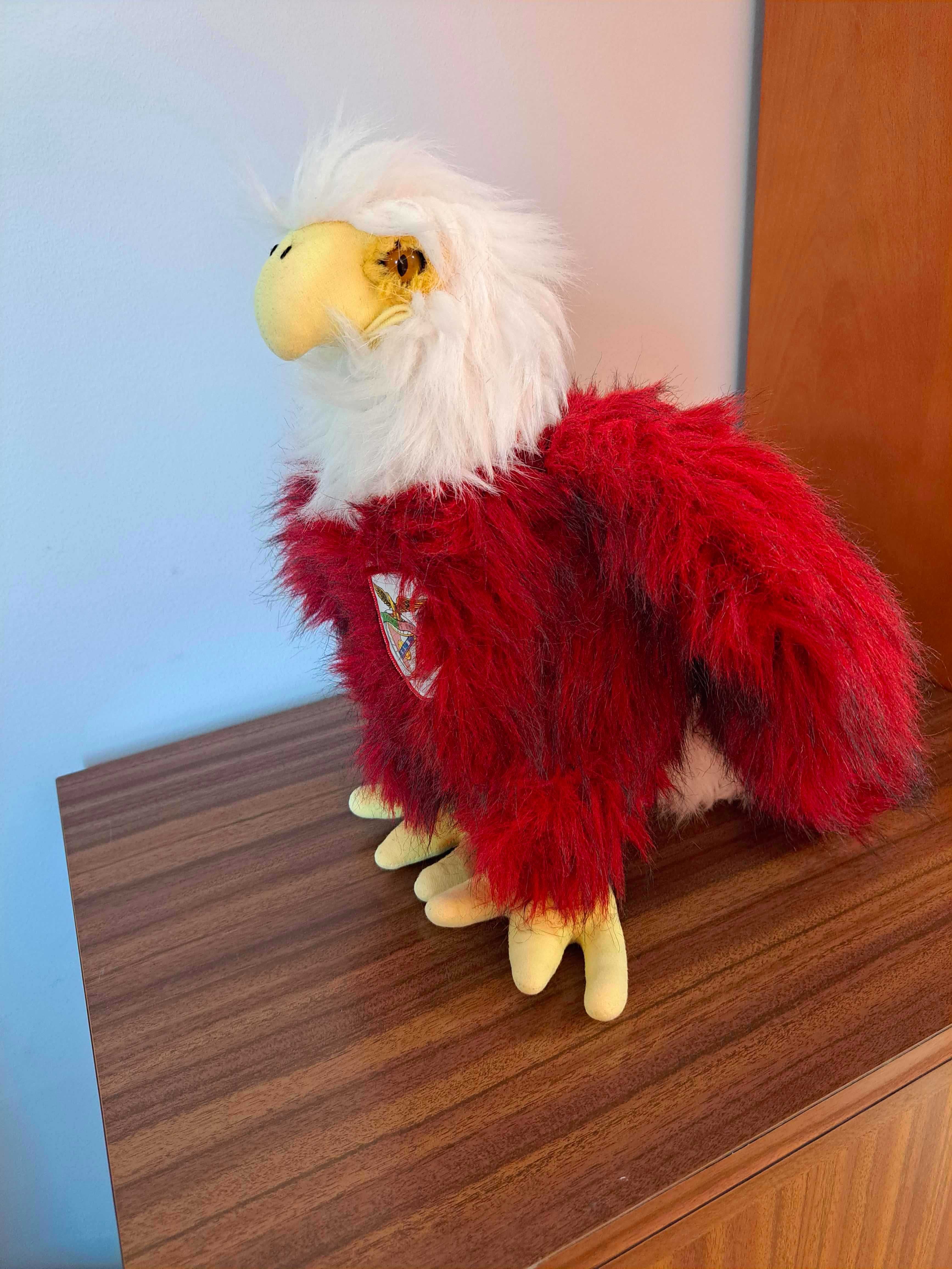 Águia do Benfica em peluche