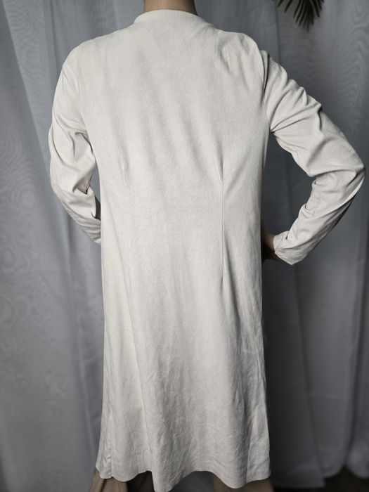 Kardigan Narzutka beżowa latte zamsz zamszowa asymetryczna długa S