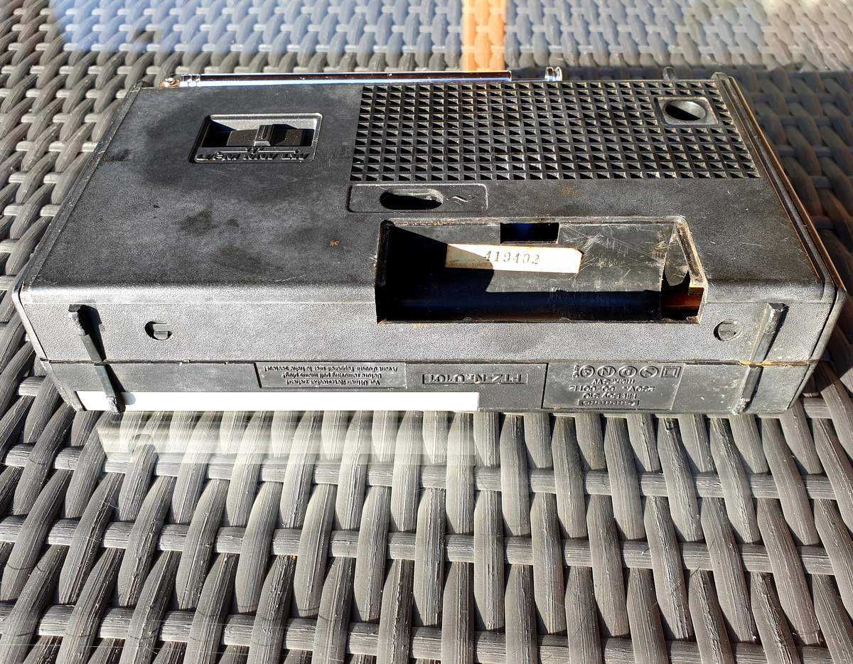 GRUNDIG HIT BOY(310) 1977r. Radio tranzystorowe