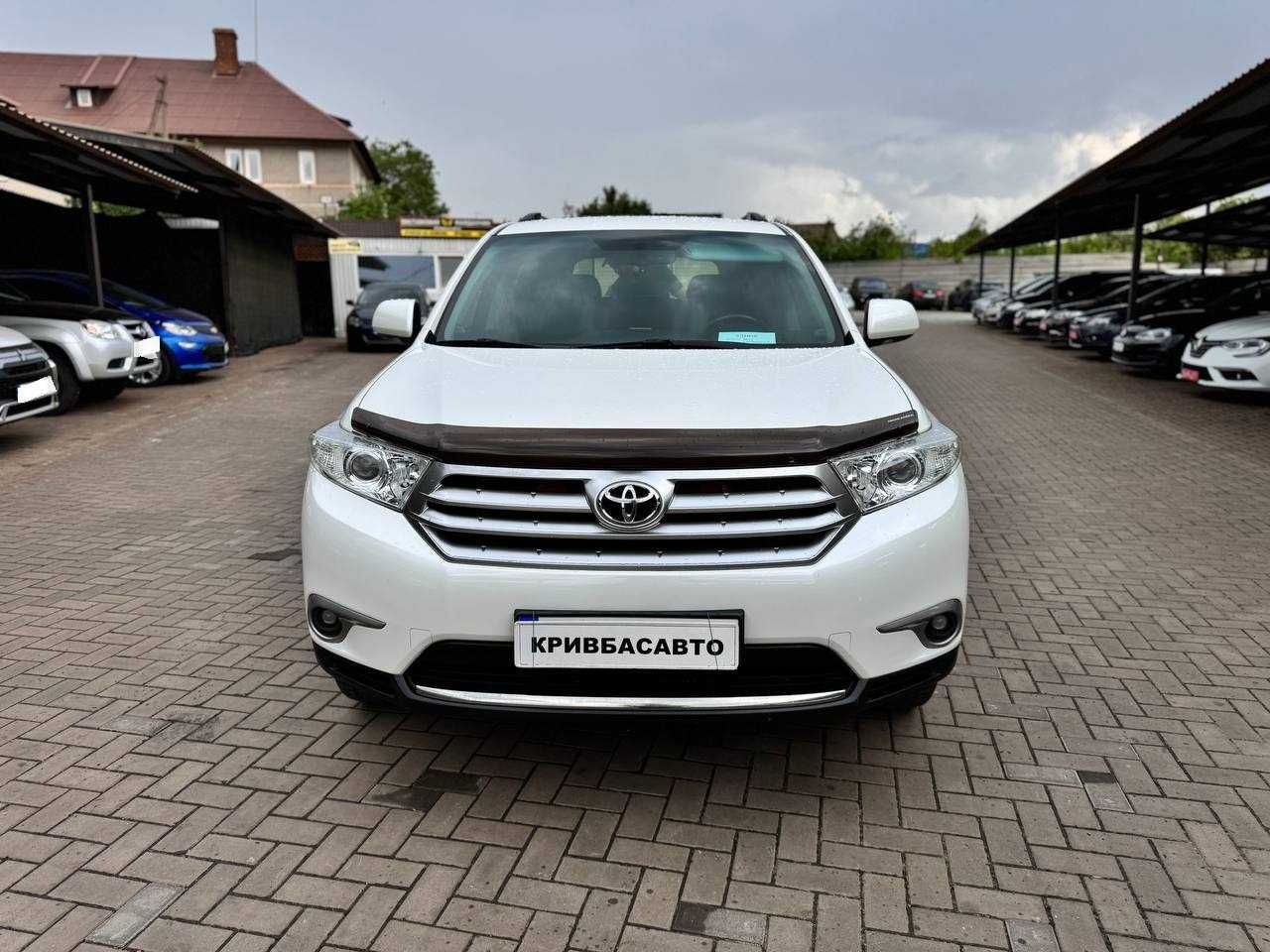 Toyota Highlander Офіційний 2012