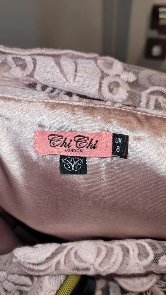 Sukienka z efektem "wow" ChiChi London