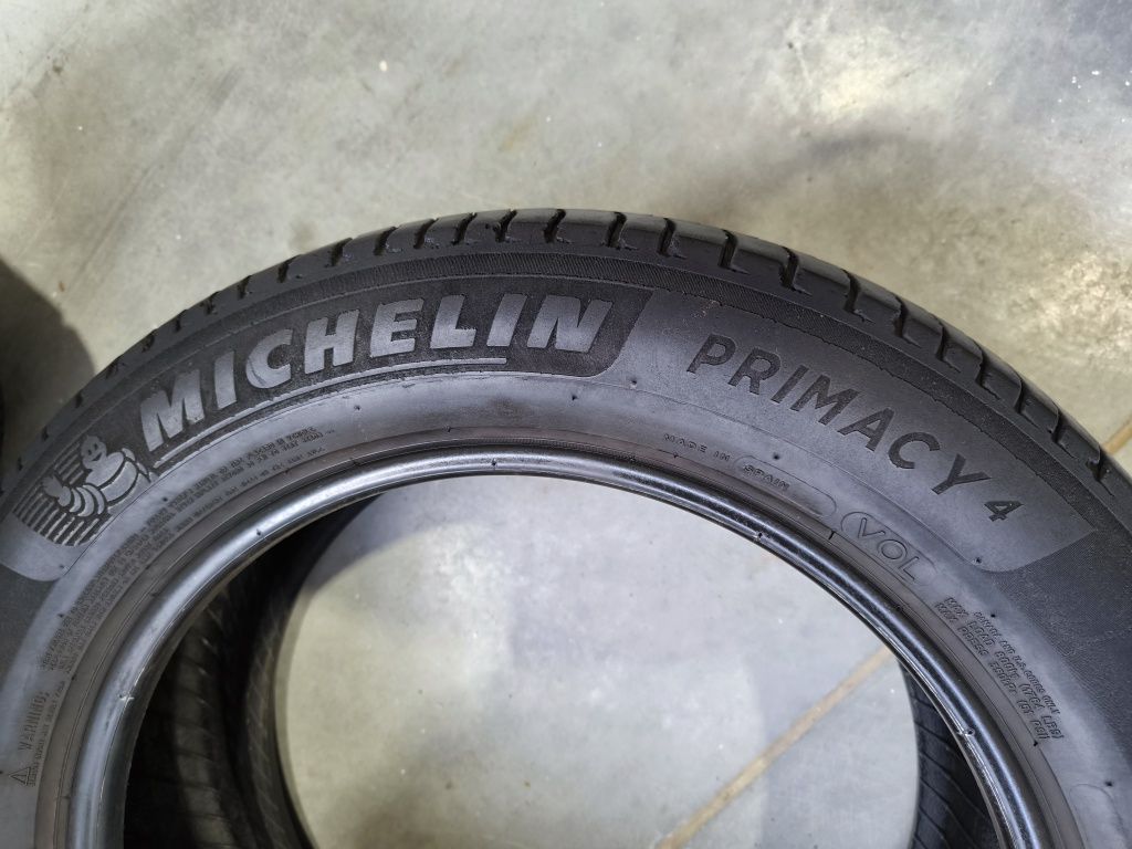 235/55/18 100V Michelin primacy4