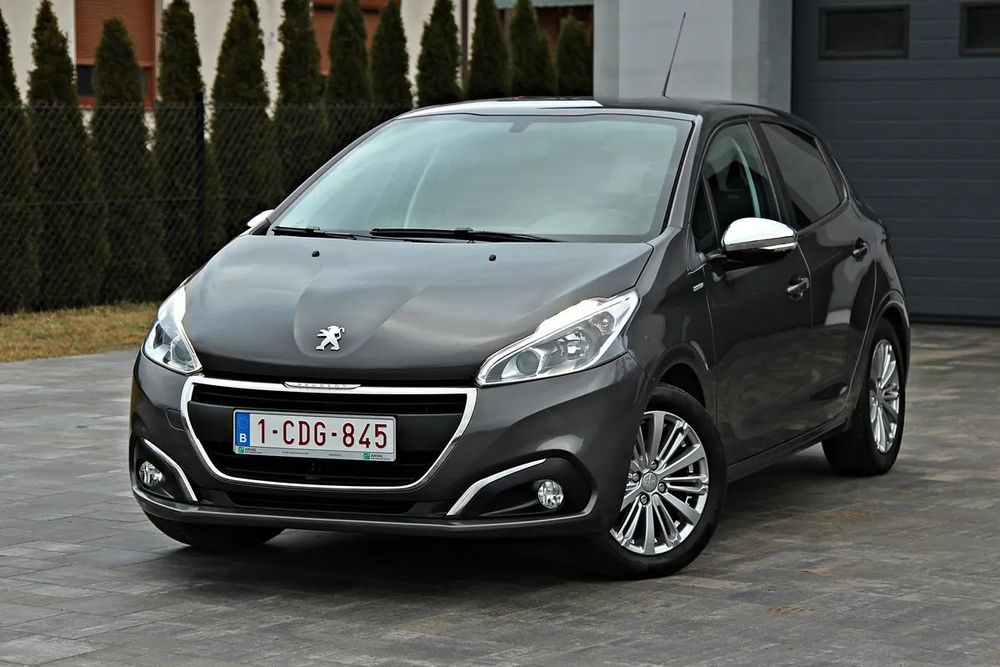 Peugeot 208 LIFT 1,2 benz. # 2018 rok # STYLE # ALU # NAVI # Super Stan # IMPORT