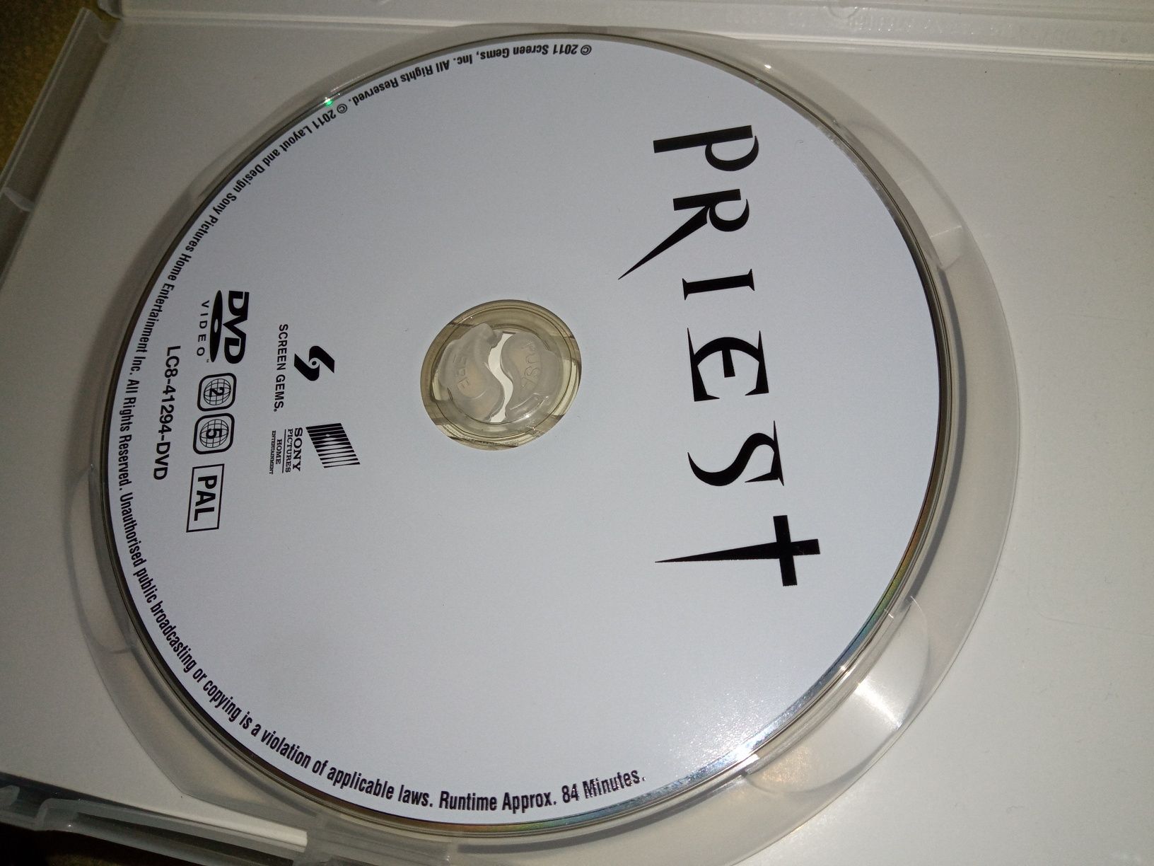 DVD| PRIEST- Padre (Versão não Censurada) 2011