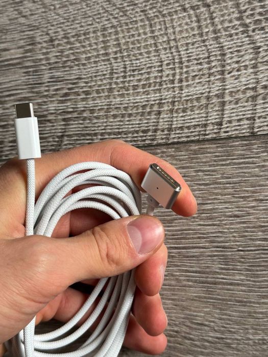 Кабель оригинал Apple USB-C to Magsafe 3 шнур для макбука магнитный