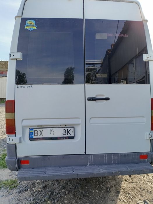 Мерседес sprinter мікроавтобус 18 місць