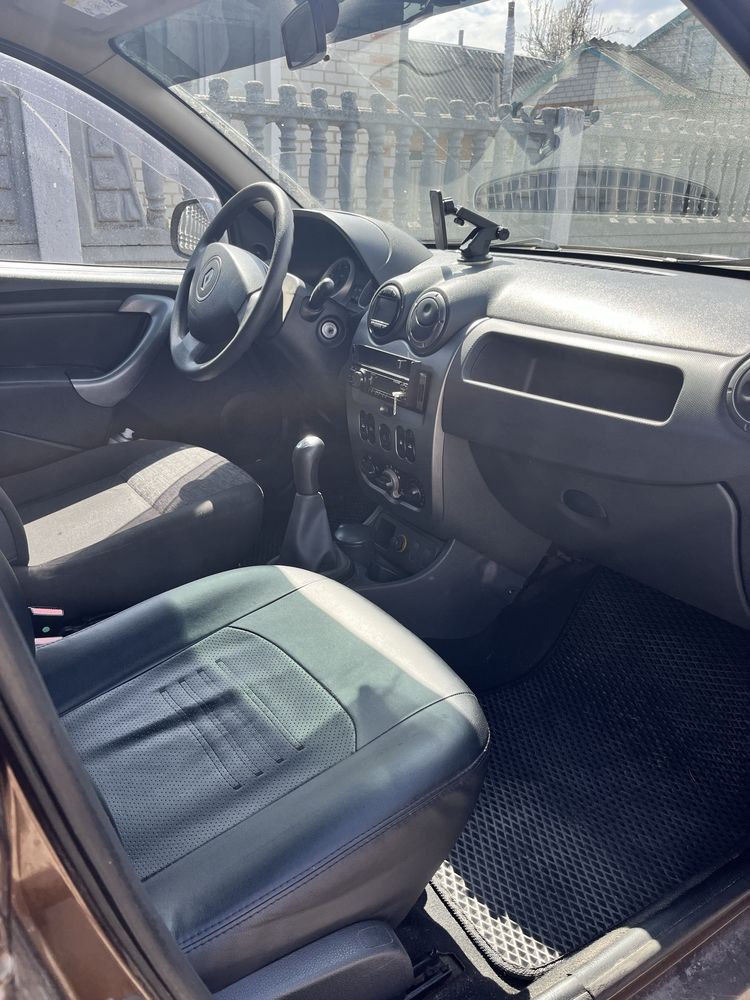 Renault Duster 2010 газ/бенз