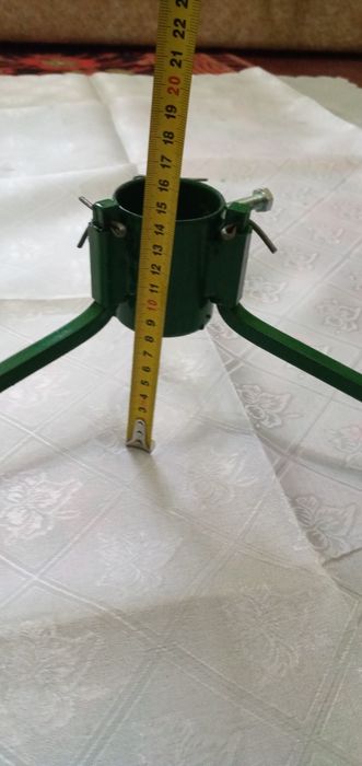 Підставки під ялинку розбірні