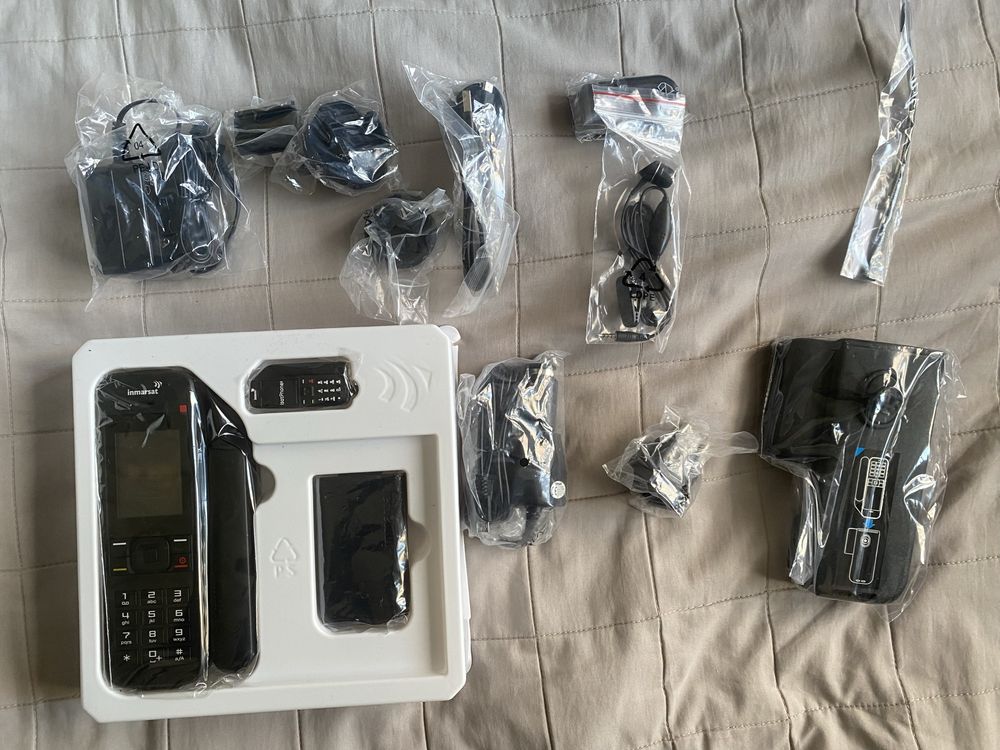 Спутниковый телефон Inmarsat IsatPhone 2