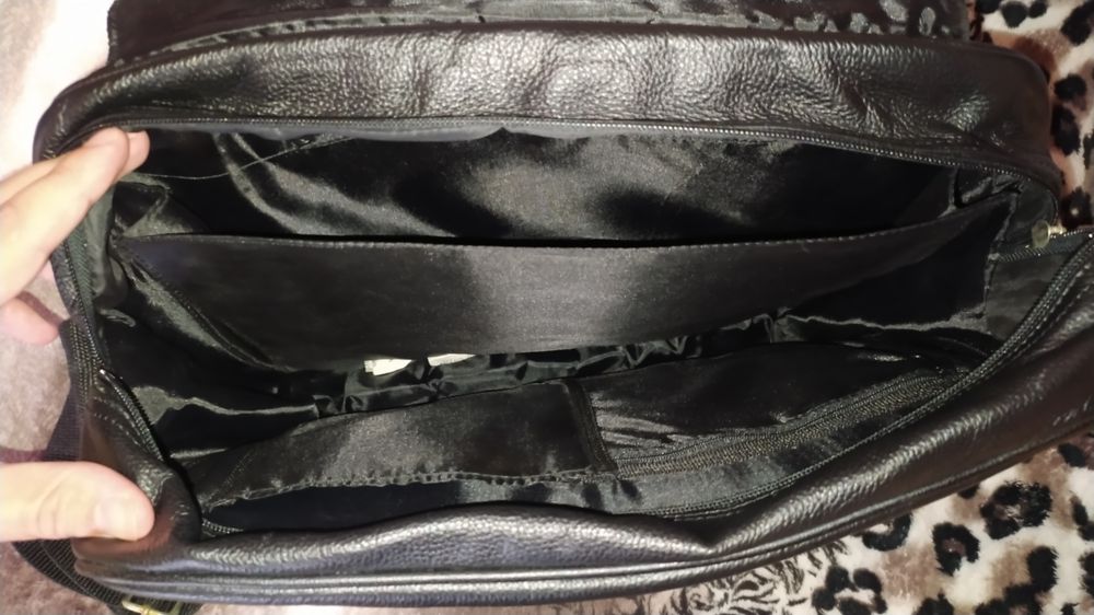 Кожаная сумка для ноутбука до 15"