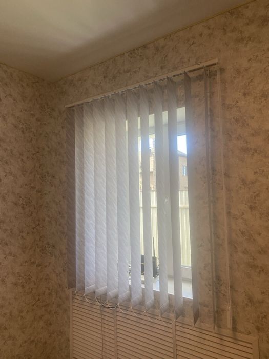 Жалюзі вертикальні тканні на вікна