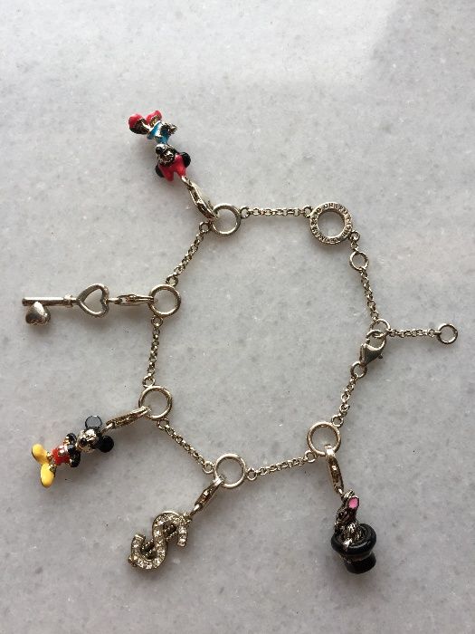 Серебряный браслет с шармамиTHOMAS SABO с шармами