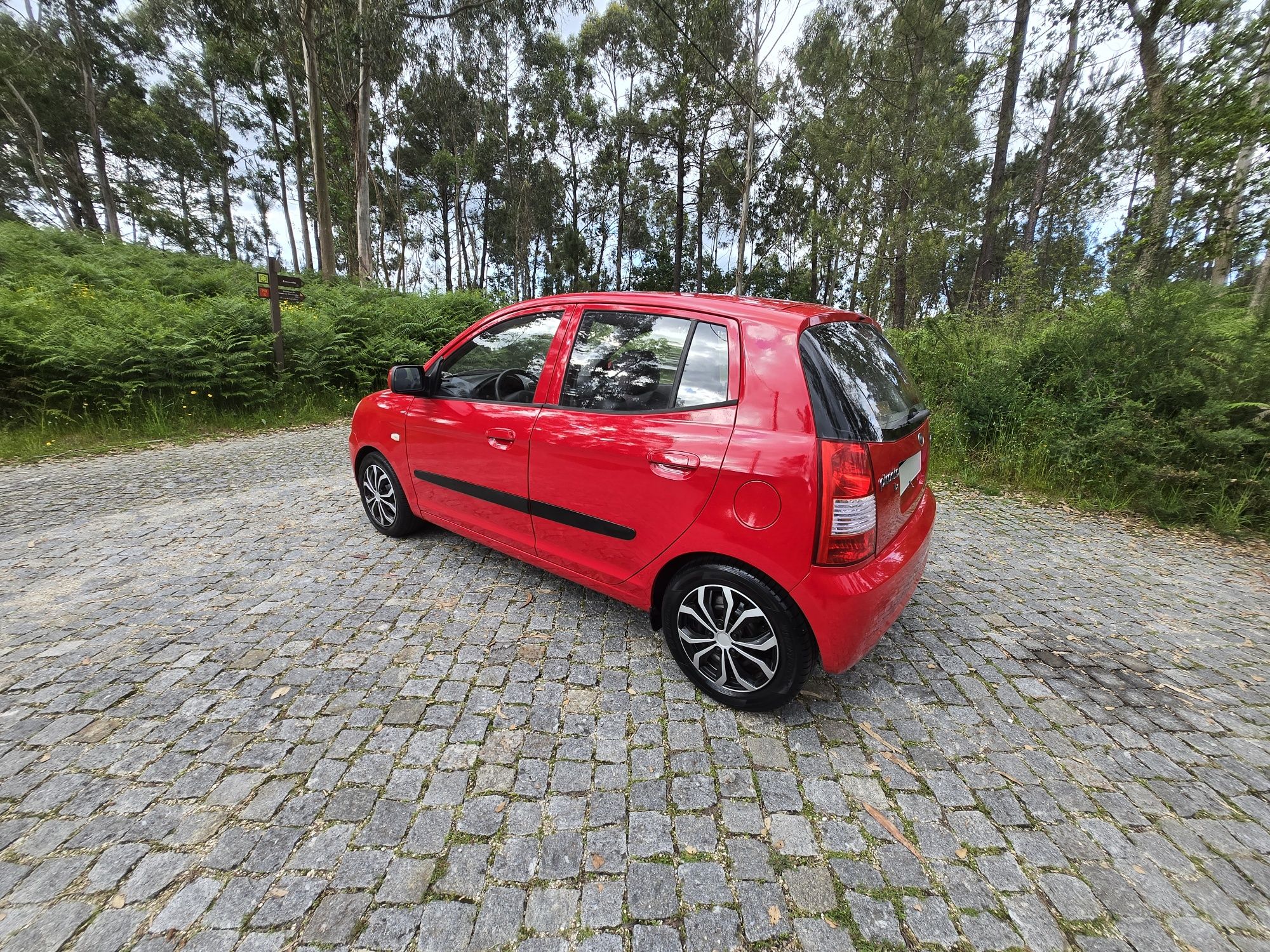 Carro a Diesel muito econômico, pouco rodado e completamente revisado
