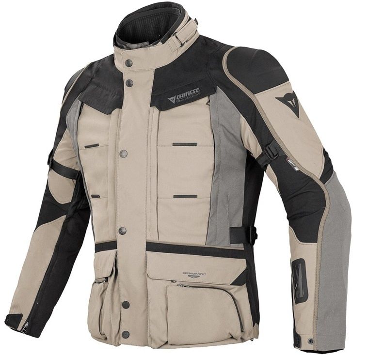 BMW F 750GS // Capacete + Casaco