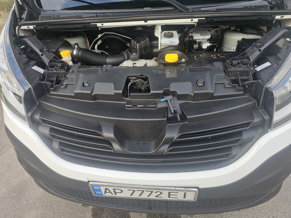 Терміново продам Renault trafic 3