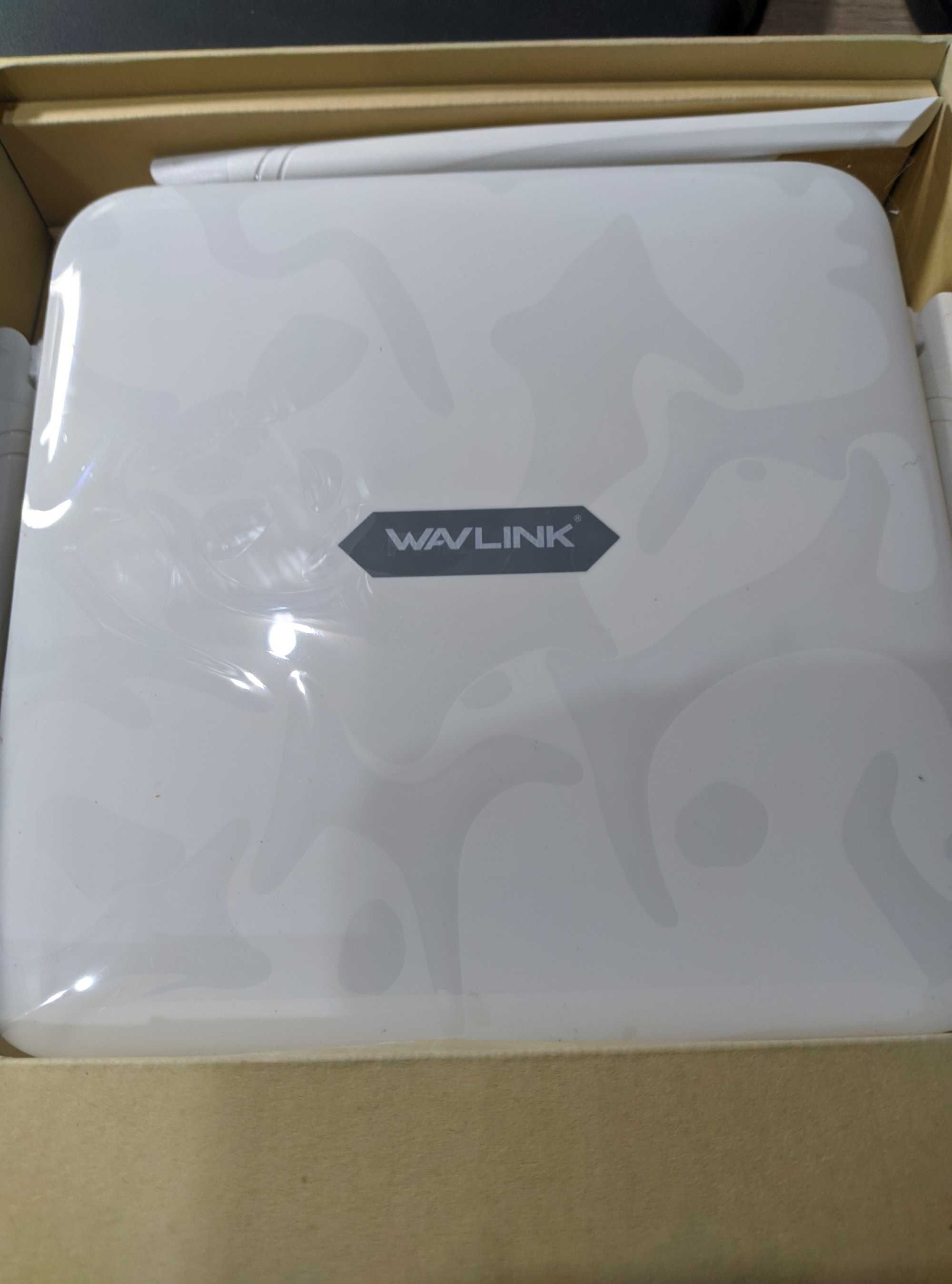 Маршрутизатор WAVLINK AC1200 High Power Dual Band Wireless Router