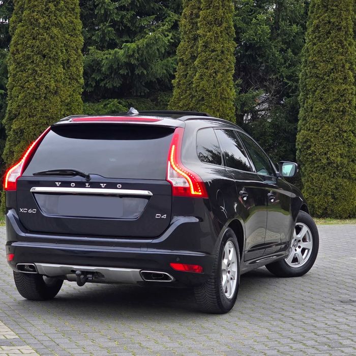 Volvo XC60      2016