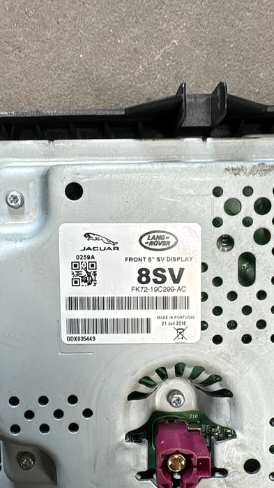 Display Jaguar XE FK72-19C299-AC