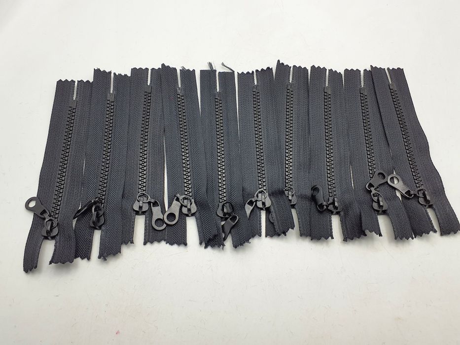 Zamek suwak kostka zestaw 10 szt.-12 cm.czarny