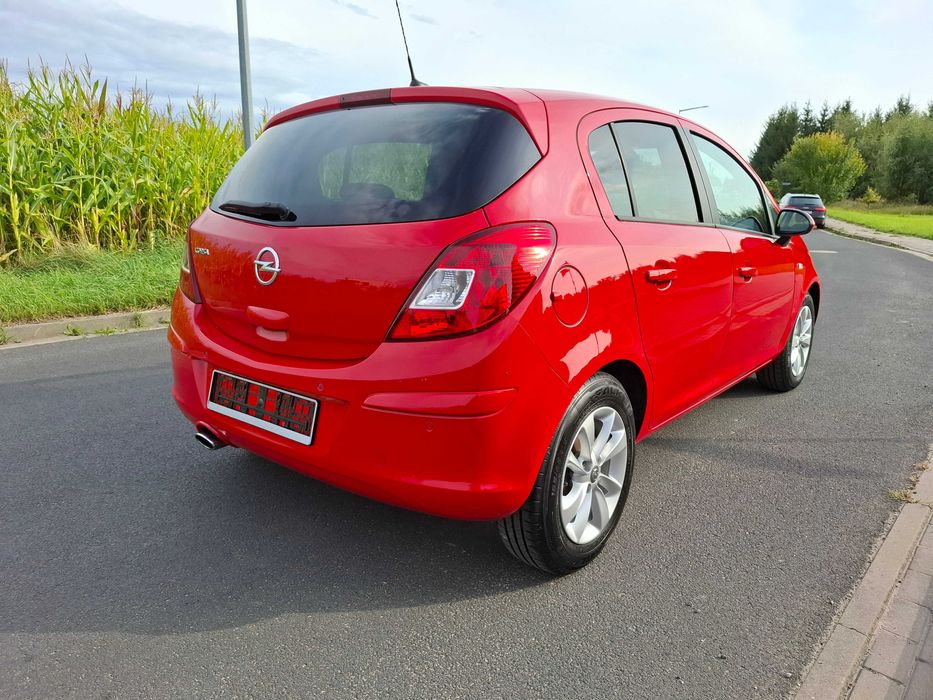 OPEL CORSA D 1.4 2014 rok klimatronik PÓŁSKÓRA NAWIGACJA grzane fotele