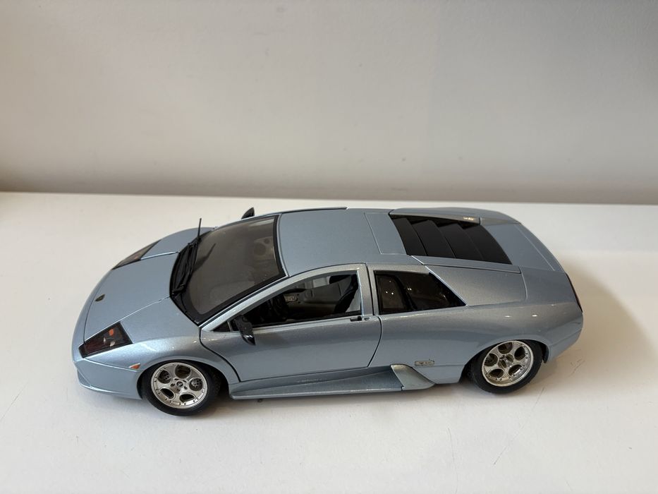 Model Lamborghini Murcielago 1:18 BBurago Burago (maisto welly)