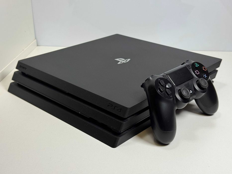 Konsola PlayStation 4 Pro PS4 1TB z Padem Gwarancja Super Stan