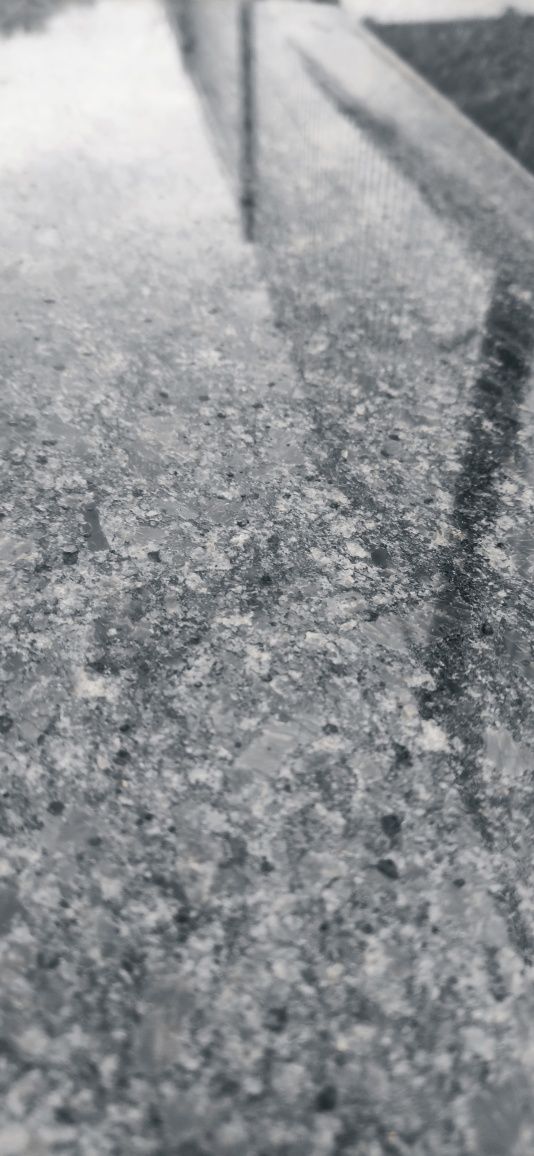 Sprzedam parapety granitowe