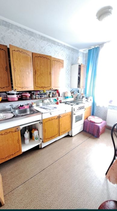 Здається кімната для дівчини