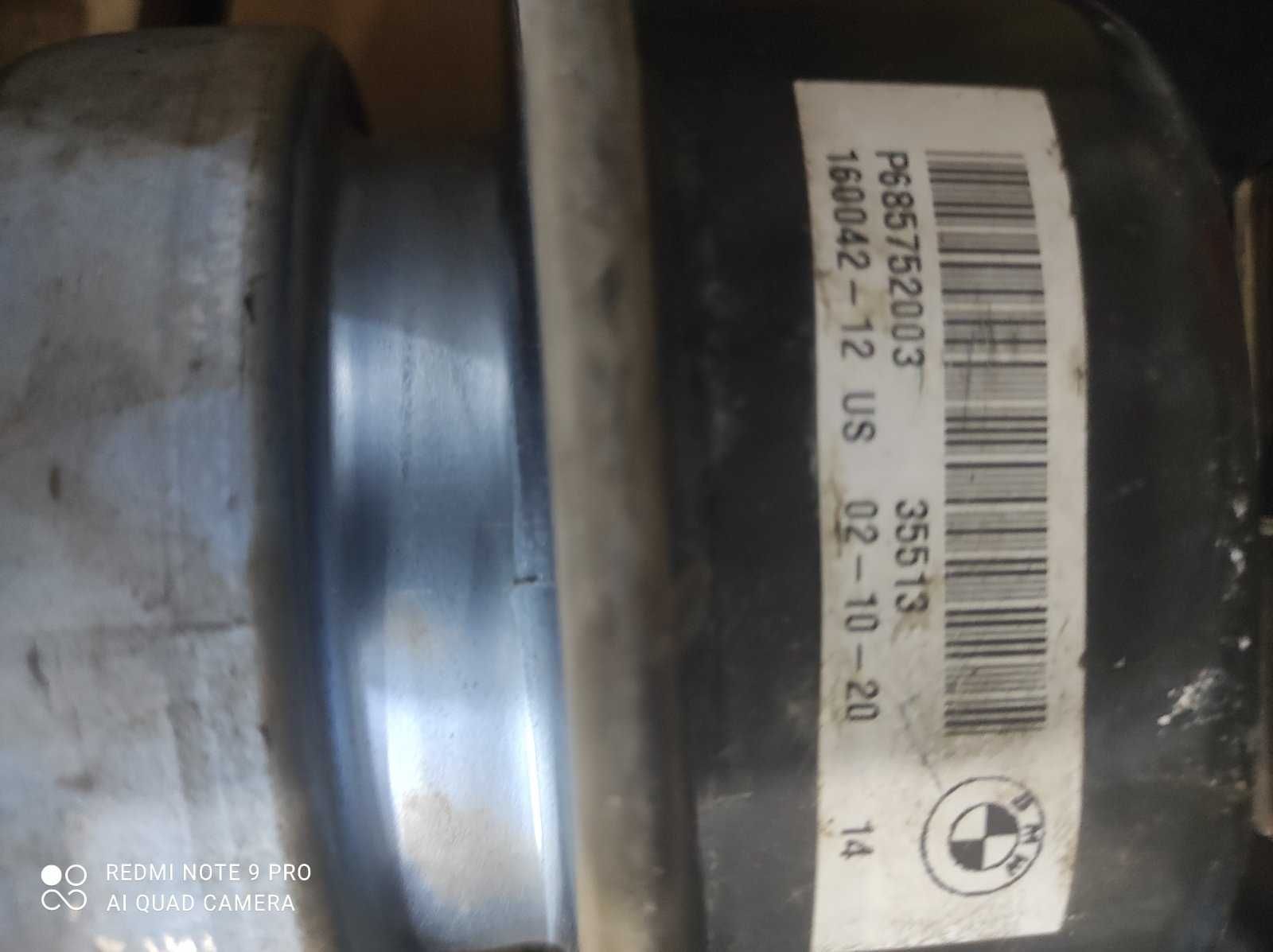 Подушка двигателя правая BMW X5 F15 13- X5 F15 P685752003 BMW