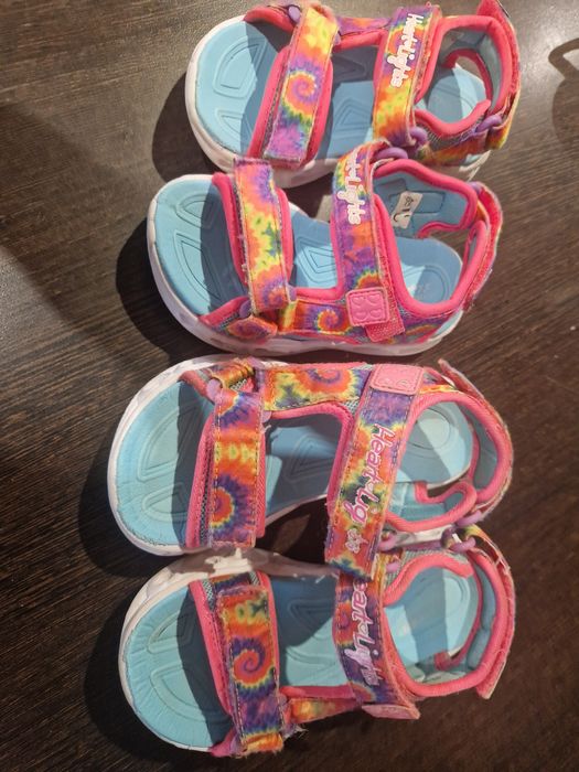 Босоніжки для дівчинки скетчерс 24 і 27