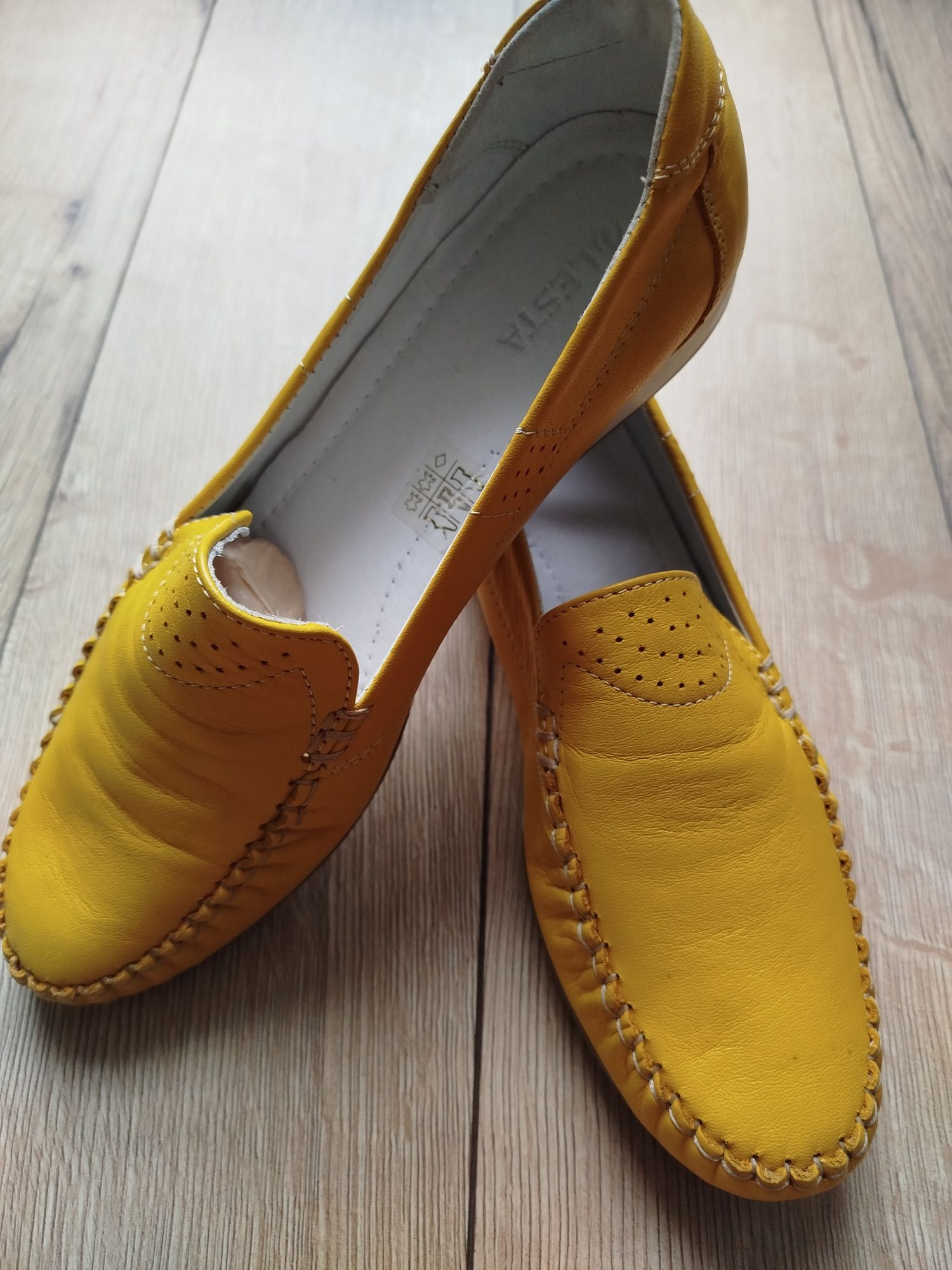 Buty Lesta 41 jak nowe